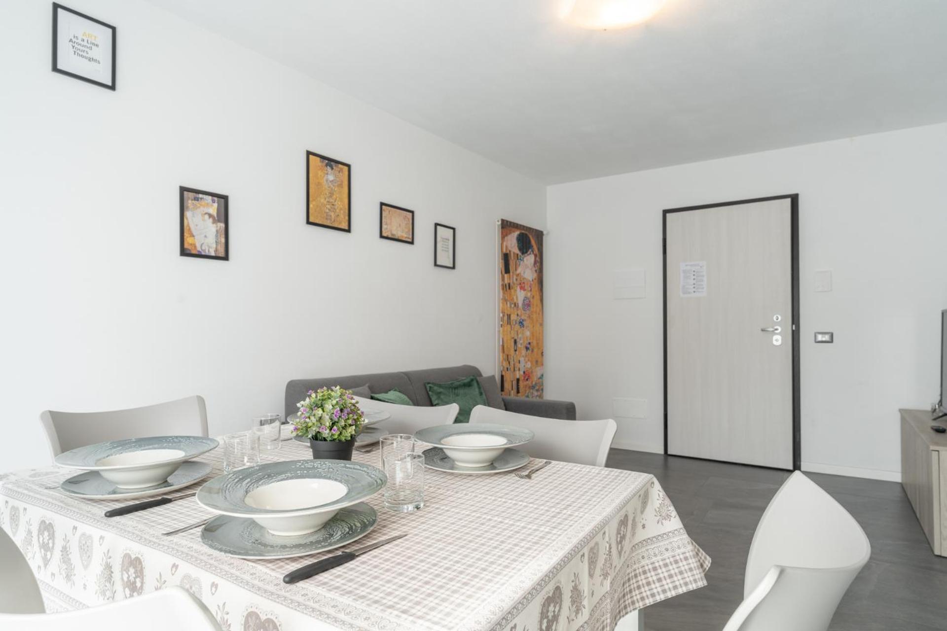 Residence La Corte Di San Rocco Cremeno Екстер'єр фото