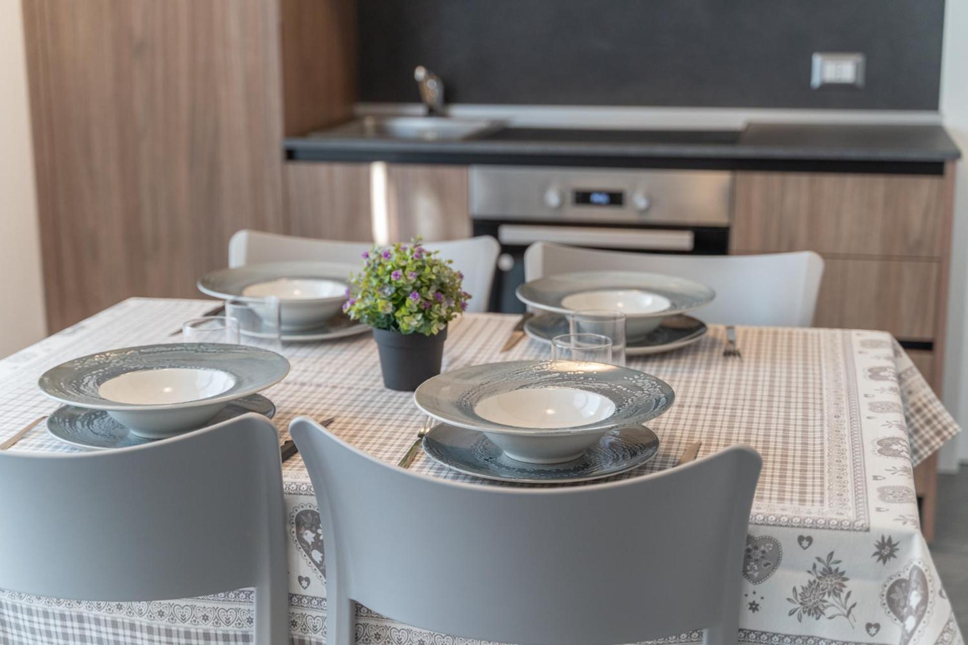 Residence La Corte Di San Rocco Cremeno Екстер'єр фото